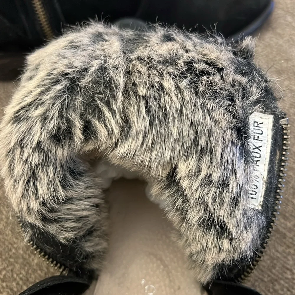 Anthropologie Lied‎ Do faux Fur Suede Ankle Boots  size 9